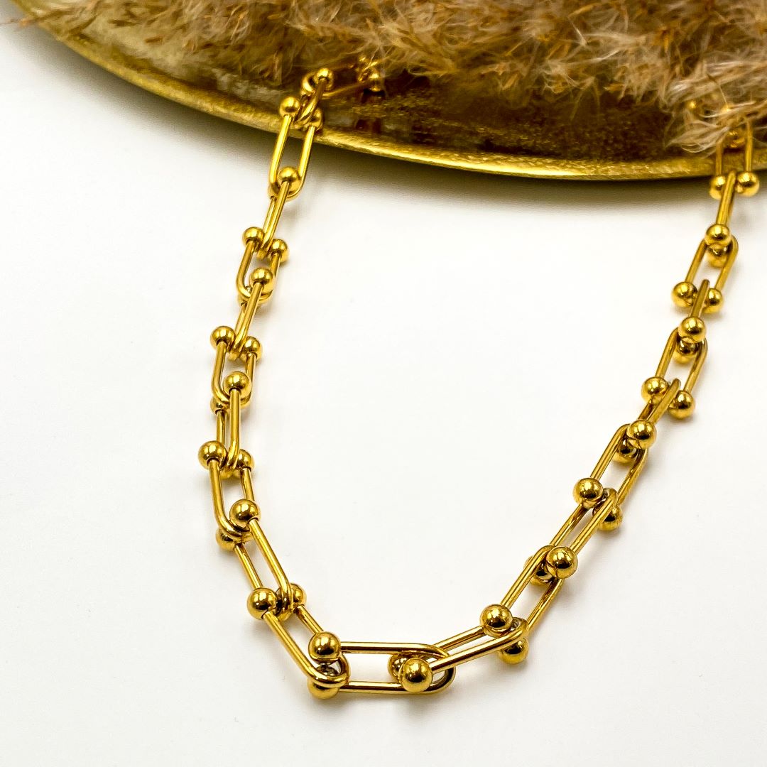 Collar T