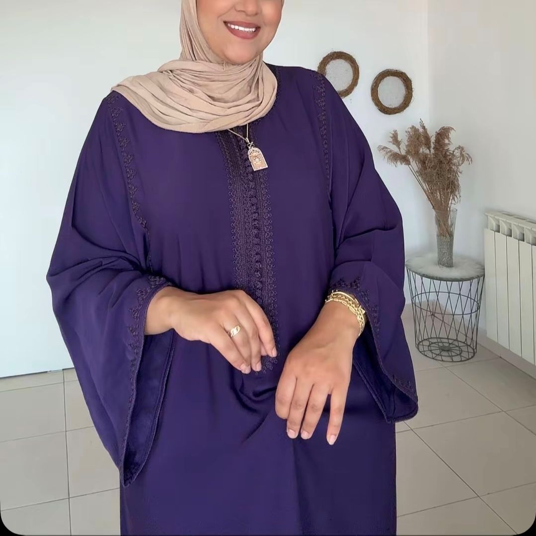 Gandoura shames